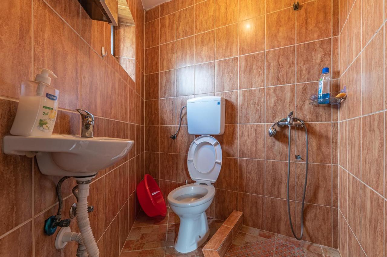 Frile Apartments Nikšić Buitenkant foto