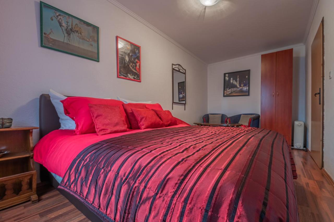 Frile Apartments Nikšić Buitenkant foto