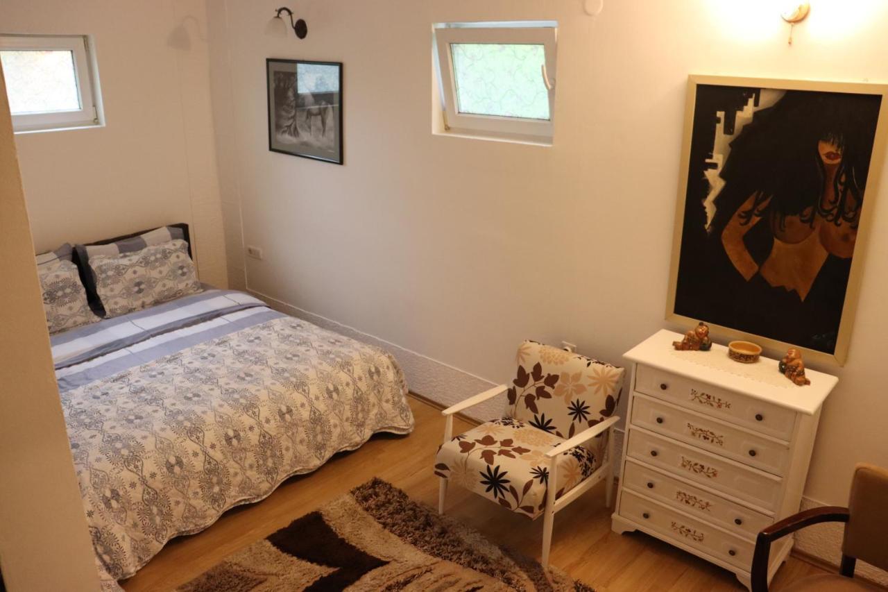 Frile Apartments Nikšić Buitenkant foto