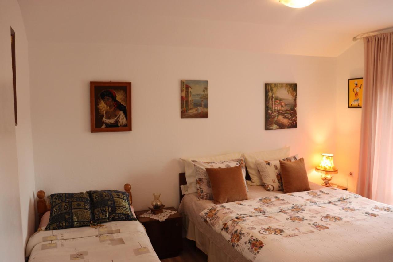 Frile Apartments Nikšić Buitenkant foto