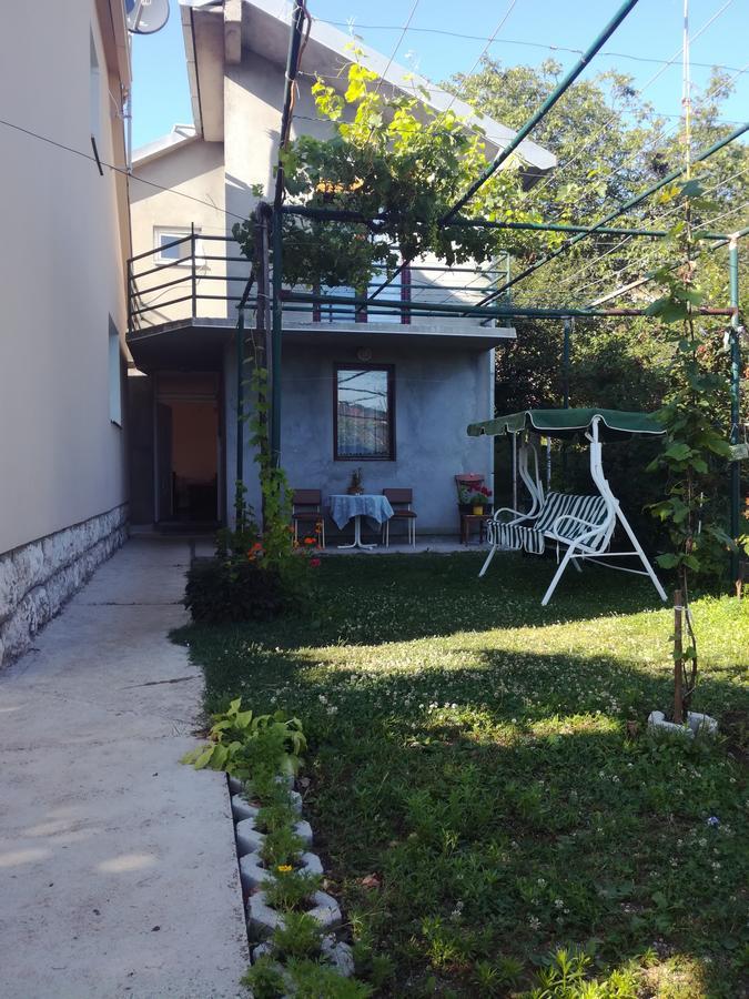 Frile Apartments Nikšić Buitenkant foto