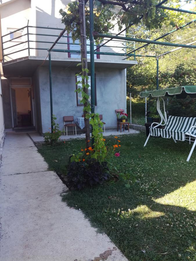 Frile Apartments Nikšić Buitenkant foto