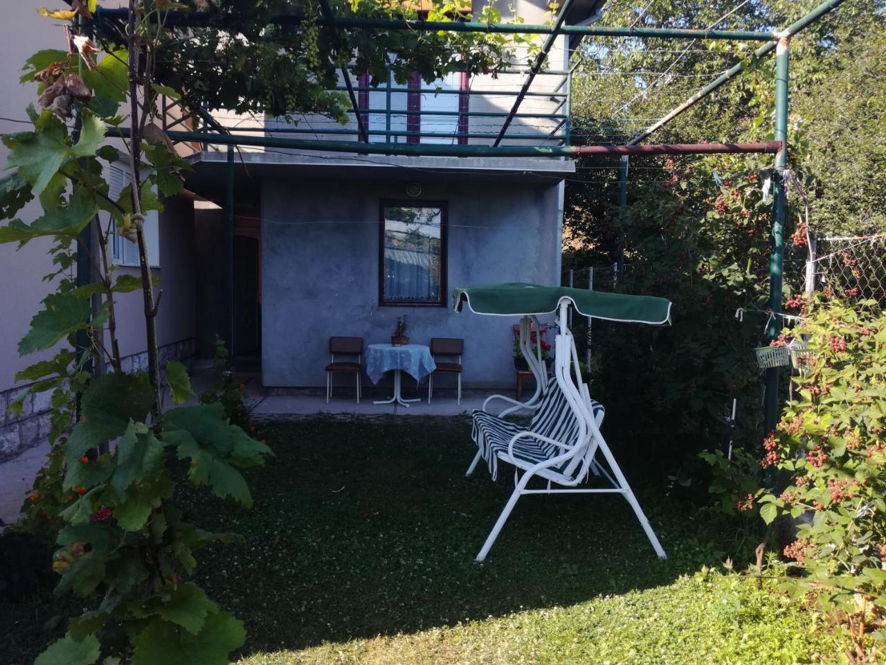 Frile Apartments Nikšić Buitenkant foto